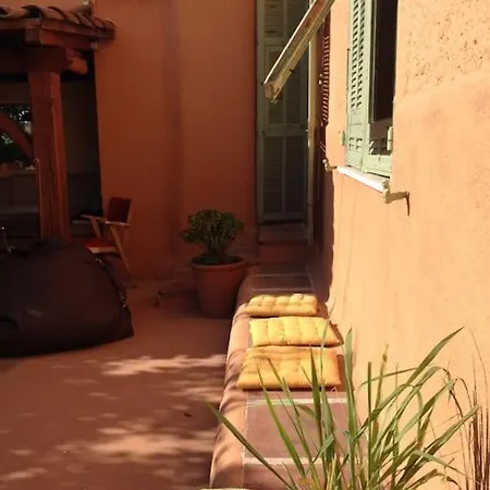 Maison Avec Jardin Et Terrasses